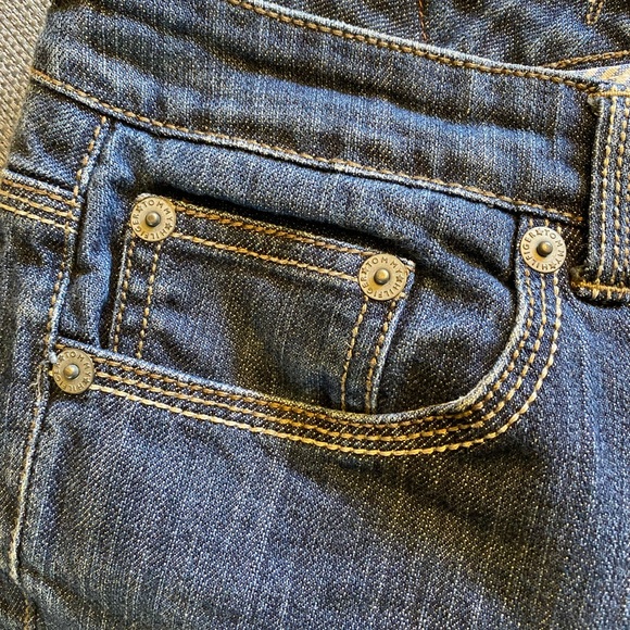 Tommy Hilfiger cuffed Capri women’s jeans 10 - Picture 6 of 7